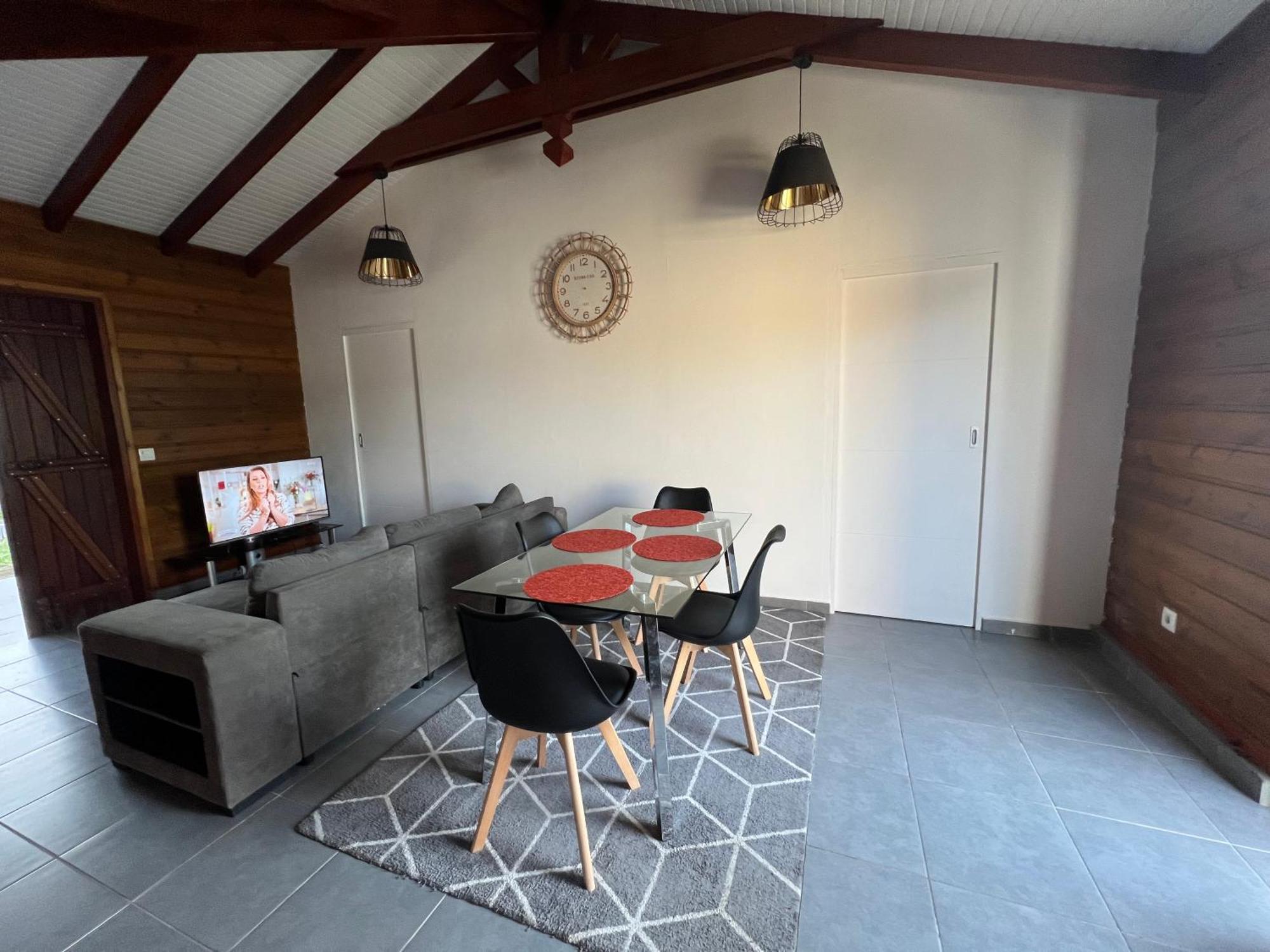 Charmante Villa, Kaz' Aa.Liyah Пойнт а Питр Екстериор снимка